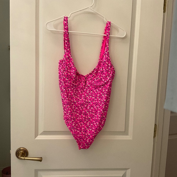Zara pink one piece - Picture 1 of 4